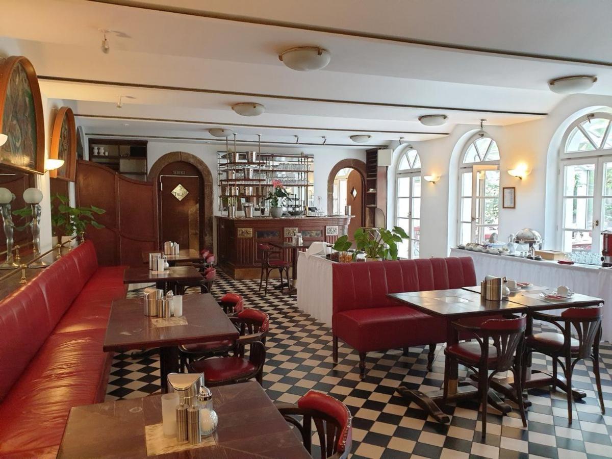 Hotel Altes Pfarrhaus Beaumarais Sarrelouis Extérieur photo