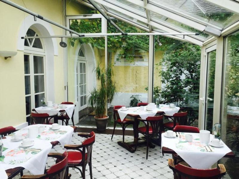 Hotel Altes Pfarrhaus Beaumarais Sarrelouis Extérieur photo